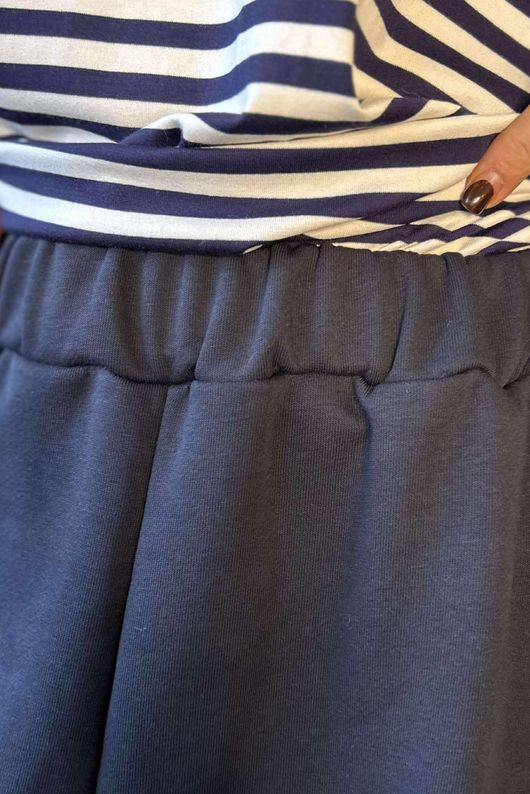 Scamp Raw Seam Barrel Pant Navy